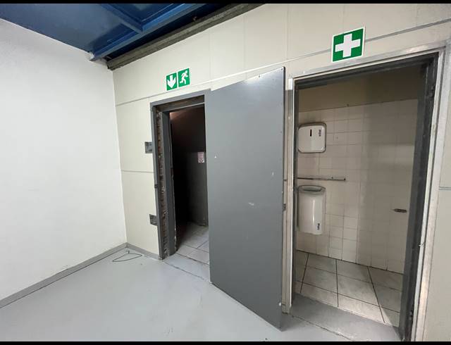 944M² WAREHOUSE TO LET IN SEBENZA